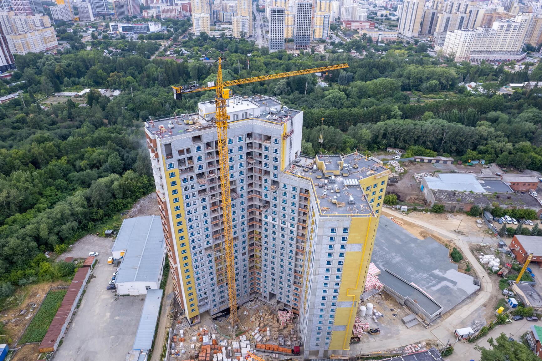 Botanika green house екатеринбург. Ботаника Грин Хаус Синара. Ботаника Грин Хаус Екатеринбург ход строительства. Ботаника Грин Хаус.